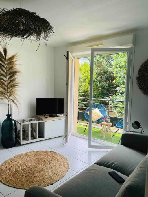 Appartement Cosy, Calme, Lumineux, Balcon, Parking Sarlat-la-Canéda Buitenkant foto