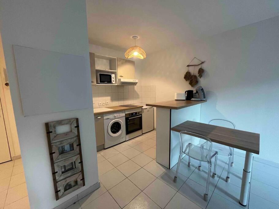 Appartement Cosy, Calme, Lumineux, Balcon, Parking Sarlat-la-Canéda Buitenkant foto